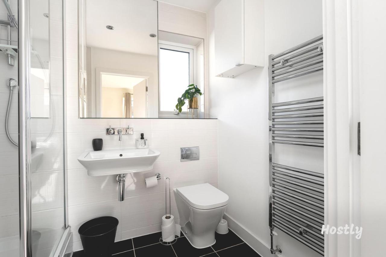 Puffin Way - Comfortable, Spacious House With Parking ريدينج المظهر الخارجي الصورة