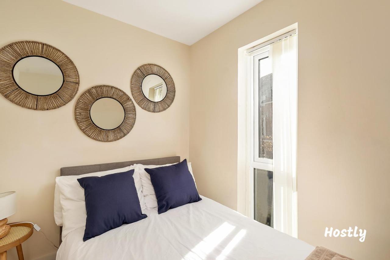 Puffin Way - Comfortable, Spacious House With Parking ريدينج المظهر الخارجي الصورة